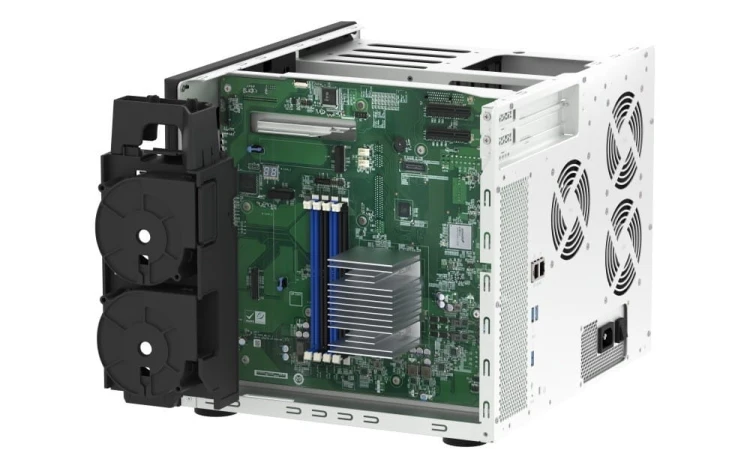 QNAP Serwer NAS TS-1655-8G Intel Atom C5125 8 GB UDIMM DDR4