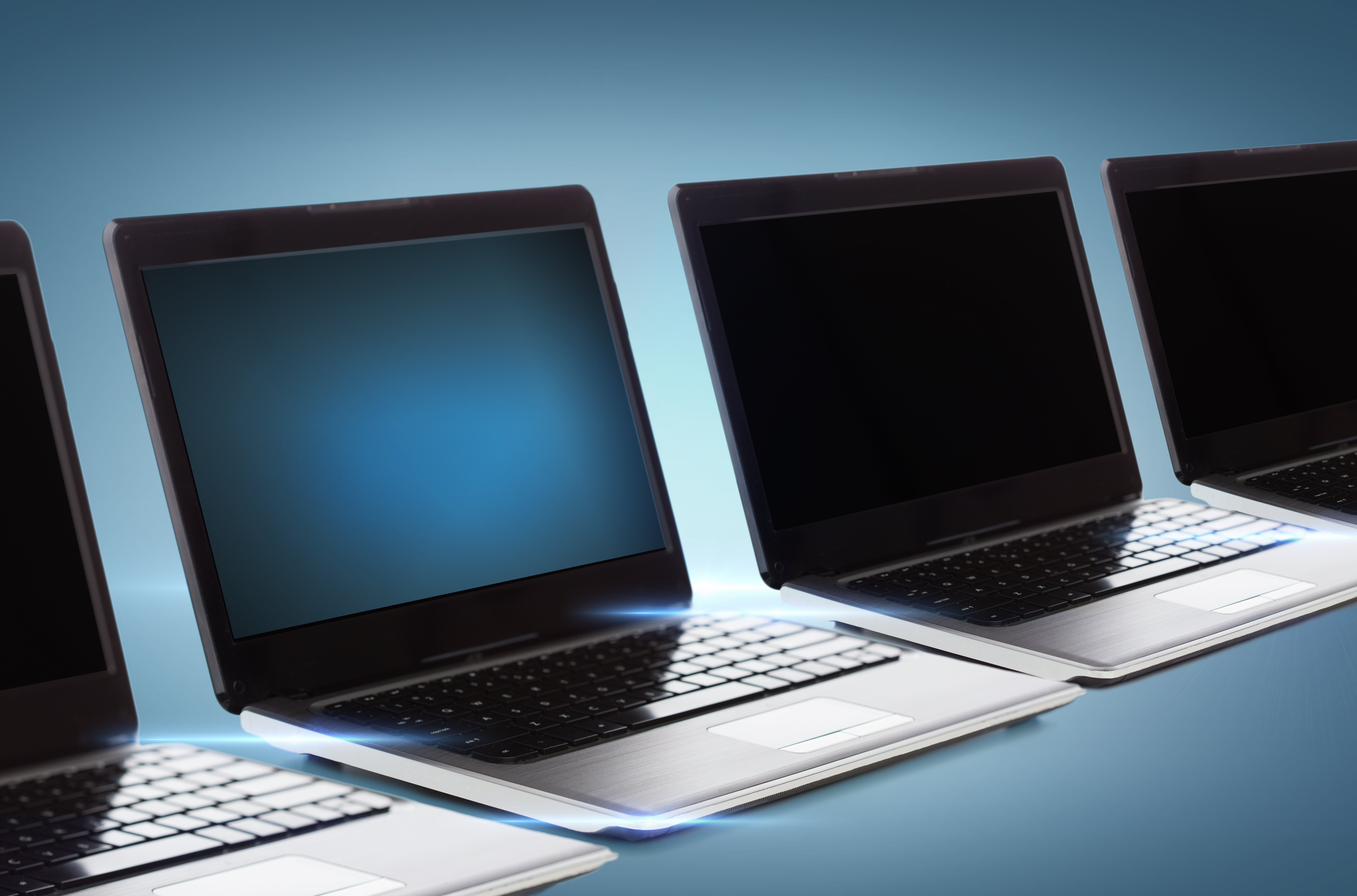 Najlepsze laptopy do biura 2025 – ranking laptopów do pracy biurowej