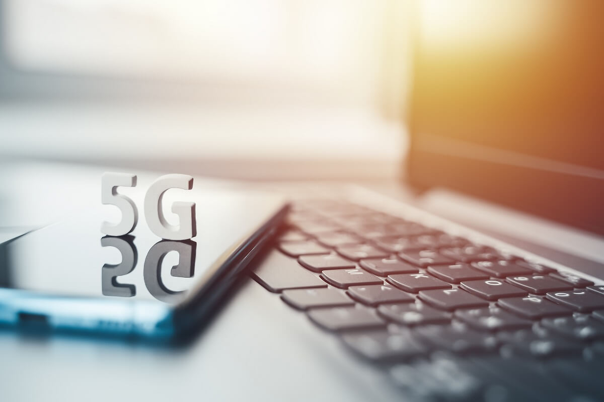 Artykuł 'Laptopy z modemem LTE / 4G / 5G – wszystko, co musisz wiedzieć o laptopach z wejściem na kartę SIM'