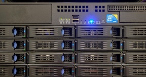 Macierze dyskowe – dlaczego warto postawić na macierze NetApp?